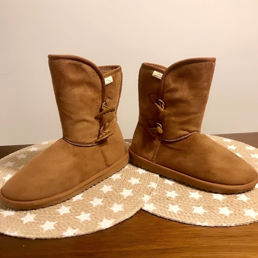 MINT condition boots